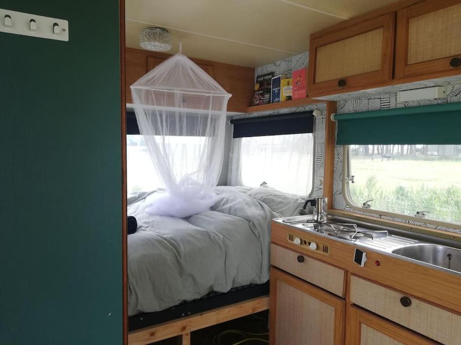 Cute Little Caravan For 2 In Old Orchard Hem Exteriér fotografie